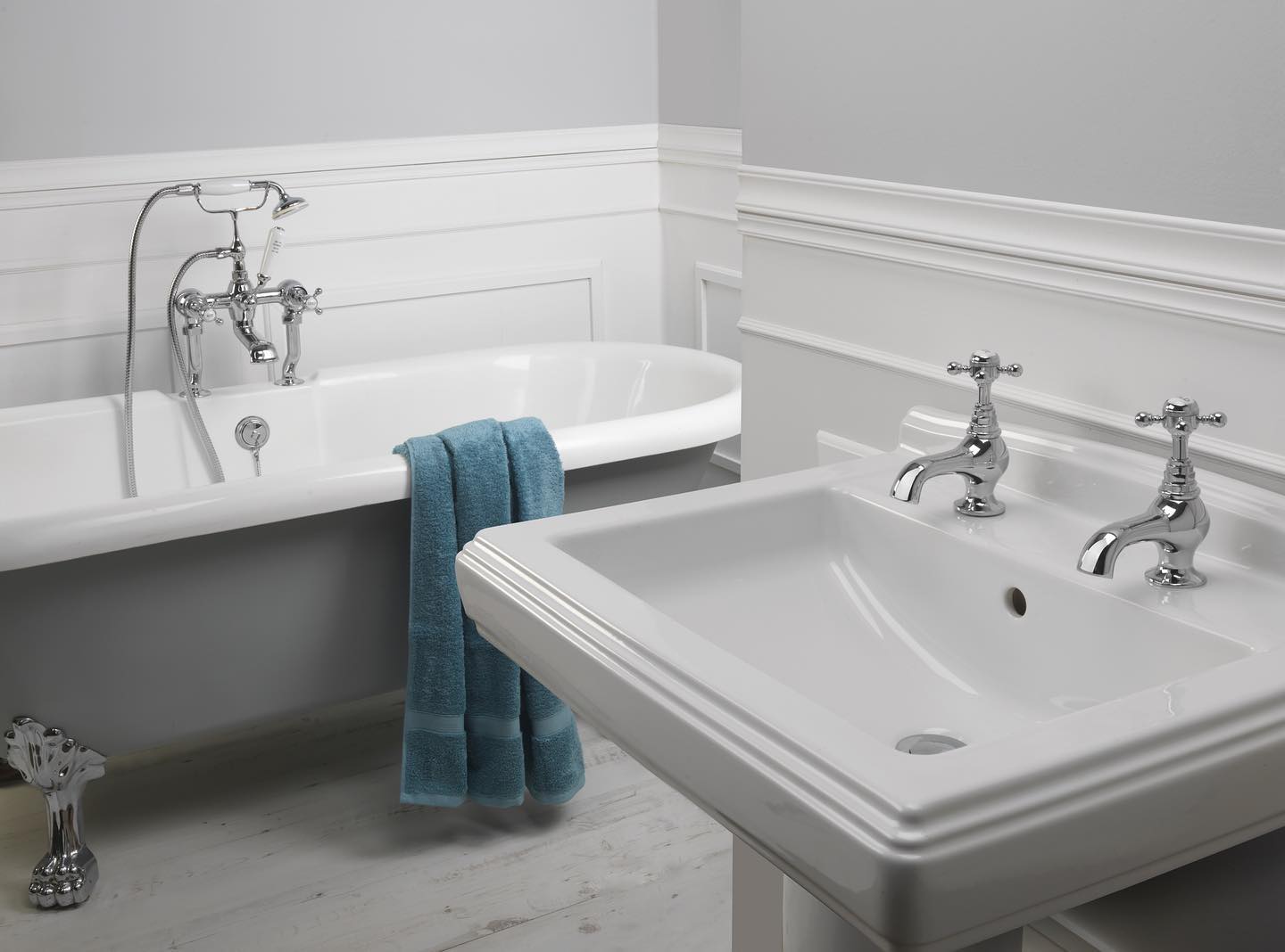 Front Page -Sagittarius Taps shop 04