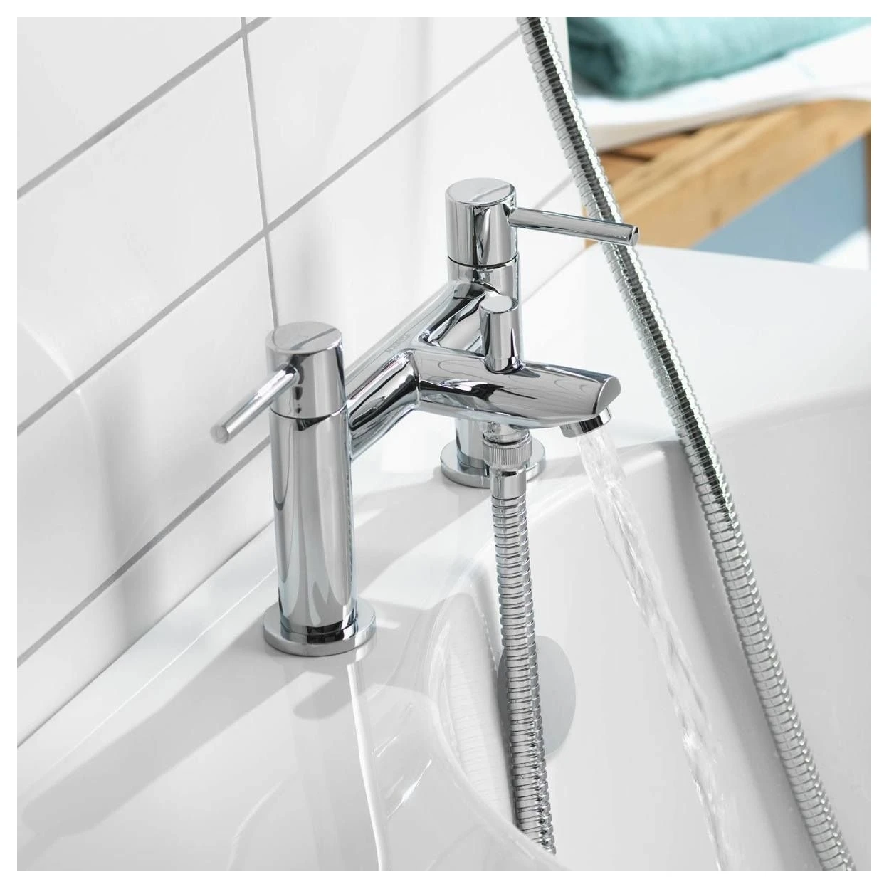 Aqualisa Uptown Bath Shower Mixer Tap Chrome 5 Aqualisa Uptown Bath Shower Mixer Tap Chrome - Image 3
