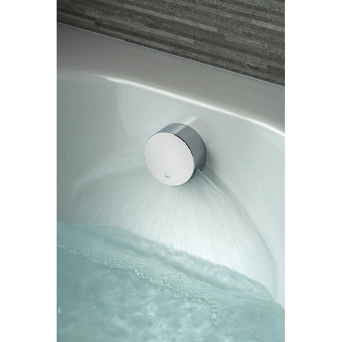 Vado Omika Push Type Bath Filler Waste & Overflow 4 Vado Omika Push Type Bath Filler Waste & Overflow - Image 2